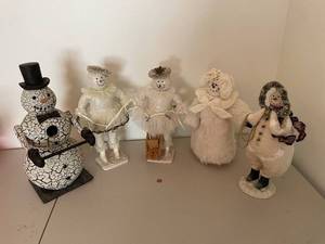 lot 305 image: Set of 5 Decorative Vintage Snowmen Figurines