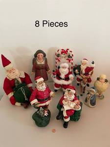 lot 326 image: Collection of 8 Santa and Angel Figurines