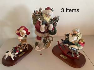 lot 329 image: Set of 3 Christmas Figurines by Department 56