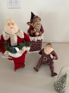 lot 360 image: Collection of 4 Santa Figurines by Bethany Lowe
