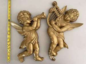 lot 702 image: Pair of Vintage 1960s Dart Angel Wall Plaques