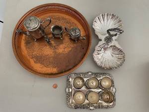 lot 709 image: Assorted Vintage Silver-Plated Tea Set with Glasses and Trays incl Coppercraft