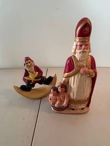 lot 732 image: Set of 2 Vintage Hand-Painted Santa Figurines