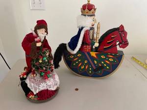 lot 798 image: Pair of Festive Wooden Nutcracker and Santa Figurines