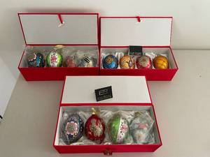 lot 811 image: Joan Rivers Classics Collection Set of 12 Hand-Painted Egg Ornaments