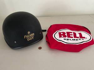 lot 853 image: Fulmer Trooper DOT Motorcycle Helmet with Bell Carrying Bag