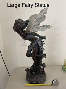 lot 874 image: Large Detailed Fairy Statue with Intricate Wings