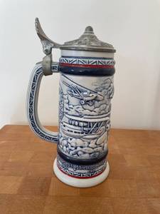 lot 342E image: Ceramic Avon Collectible Stein with Pewter Lid