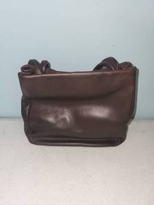 lot 432 image: Mia Paoli Genuine Leather Handbag