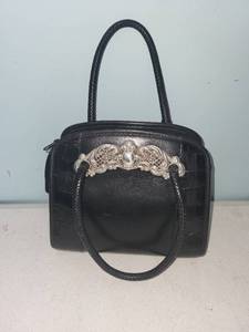 lot 436 image: Vintage Brighton Black Leather Handbag with Decorative Metal Accent