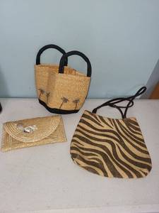 lot 451 image: Set of 3 Straw Handbags with Unique Designs