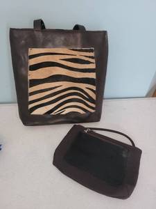 lot 455 image: Capaccioli Brown Leather Tote and Lia Stein Clutch Set