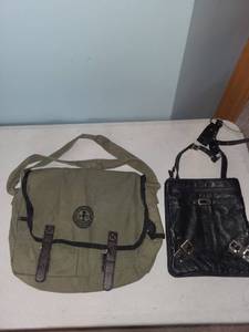 lot 466 image: Set of 2 Bags Sierra Club Messenger Bag and Black Faux Leather Shoulder Bag