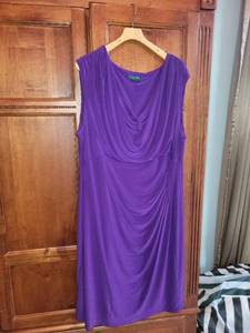 lot 472 image: Set of 4 Womens Ralph Lauren Dresses in Various Styles and Colors, Size 22W
