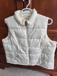 lot 501 image: Set of 4 Womens Vests Size 3X