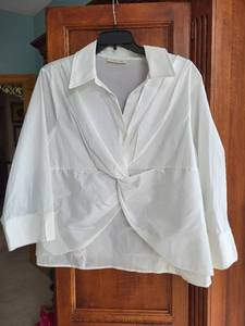 lot 528 image: Assorted Womens Blouse Collection including Coldwater Creek and Michael Kors