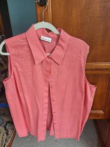 lot 542 image: Collection of Womens Blouses and Sweaters by Ralph Lauren and Jones New York