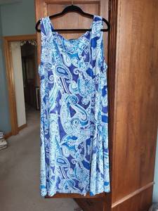 lot 569 image: Set of 4 Plus Size Lauren Ralph Lauren Dresses, Size 22W