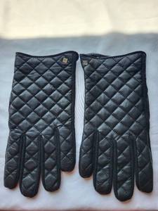 lot 600 image: Lauren Ralph Lauren Quilted Black Gloves and Floral Tapestry Cosmetic Bag