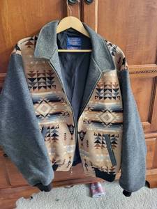 lot 615 image: Pendleton High Grade Western Wear Wool Jacket, Size XXXL