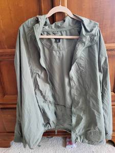 lot 631 image: Collection of Jackets Izod XXL Windbreaker and Denim Jackets