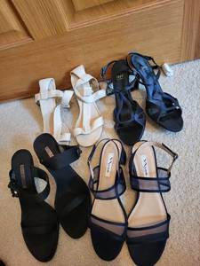lot 637 image: Collection of 4 Pairs of Womens Sandals - Various Styles and Sizes