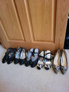 lot 646 image: Set of 5 Pairs of Womens Heels in Various Styles and Sizes