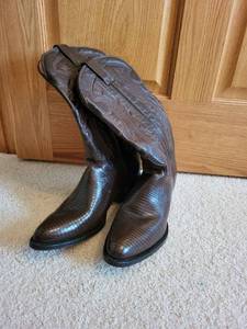 lot 653 image: Pair of Rancho Western Cowboy Boots