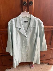 lot 590C image: Mercer & Madison Womens Light Blue Linen Blouse