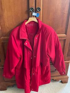 lot 627A image: Vintage Red Winter Coat with Zipper and Button Closures