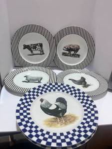 lot 71 image: 4 Dept 56 Farm Plates and 2 Williams-Sonoma Rooster Plates