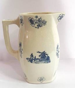 lot 31 image: Vintage Country White and Blue Batter Pitcher
