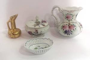 lot 54 image: 4 Vintage Ewer with 22K Gold Finish and Three Vintage Pieces
