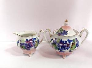 lot 64 image: Antique Tashiro Japan Hand painted Cream and Sugar