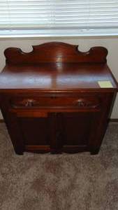 lot 9 image: Walnut Washstand with Fruit Pulls. 28x31x16