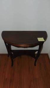 lot 65 image: Walnut 12 Moon Table. 24.5x26x12