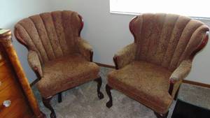 lot 77 image: Pair of Reproduction Armchairs
