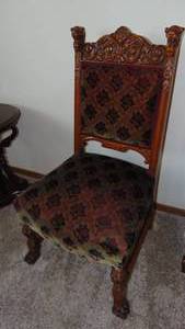 lot 79 image: Oak Side Chair with Lion Heads Carvings and Paw Feet