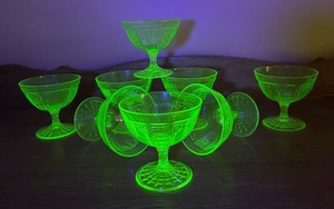 lot 37 image: Set of 6 Vintage Uranium Glass Sherbet Cups - 3 Inches Tall