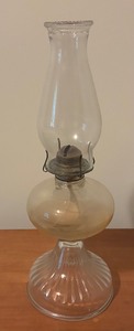 lot 50 image: Charming Vintage Glass Oil Lamp