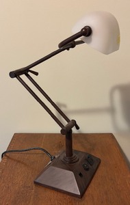 lot 137 image: Bankers Lamp