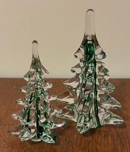lot 151 image: Festive Green Swirl Encased Crystal Tree Figurines