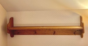 lot 66 image: Vintage Oak Display Wall Shelf