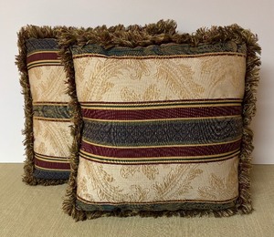 lot 192 image: Two Classy Accent Pillows