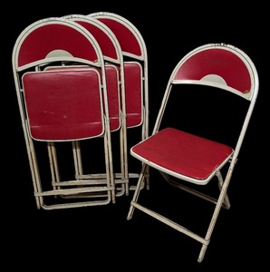 lot 200 image: Four Vintage Folding Chairs