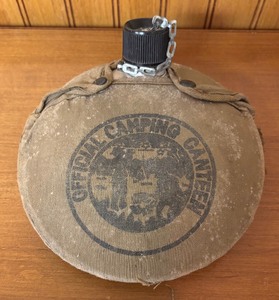 lot 292 image: Vintage Boy Scouts Official Camping Canteen