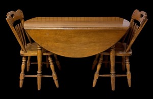 lot 19A image: Charming Vintage Drop Leaf Table with Two Chairs