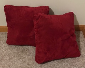 lot 177A image: Pair of Deep Red Accent Pillows