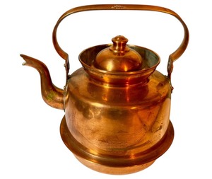 lot 10 image: Vintage W. Bcklund Skellefte1.5 Liter Copper Kettle
