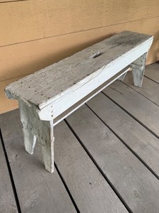 lot 17 image: Primitive Wooden Bench